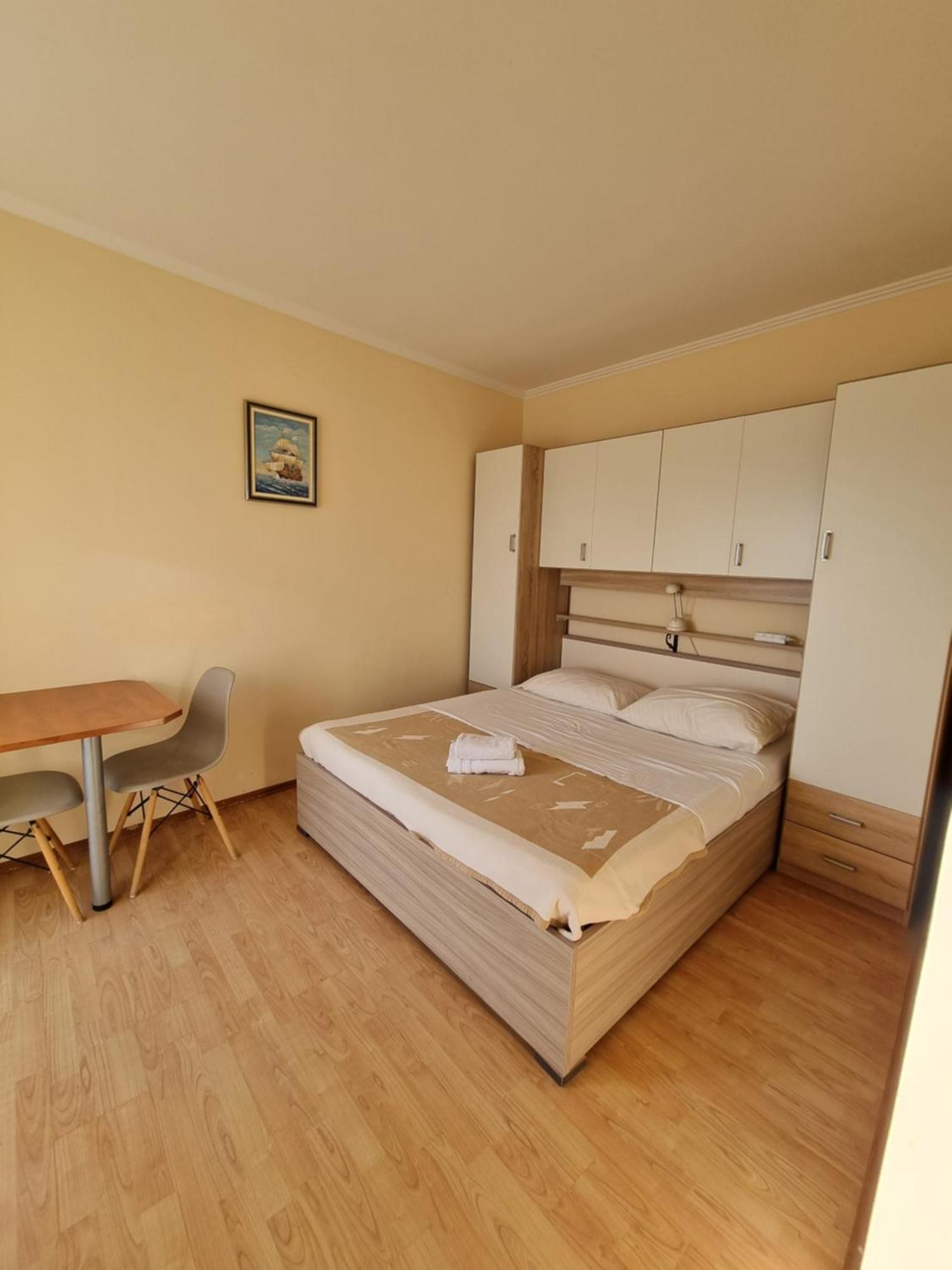 Apartmani Apollo - Drasnice Cameră foto